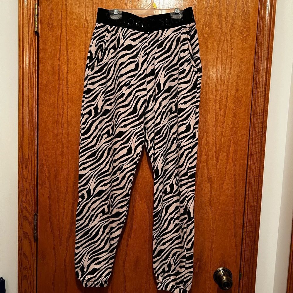 Womens Victoria’s Secret joggers